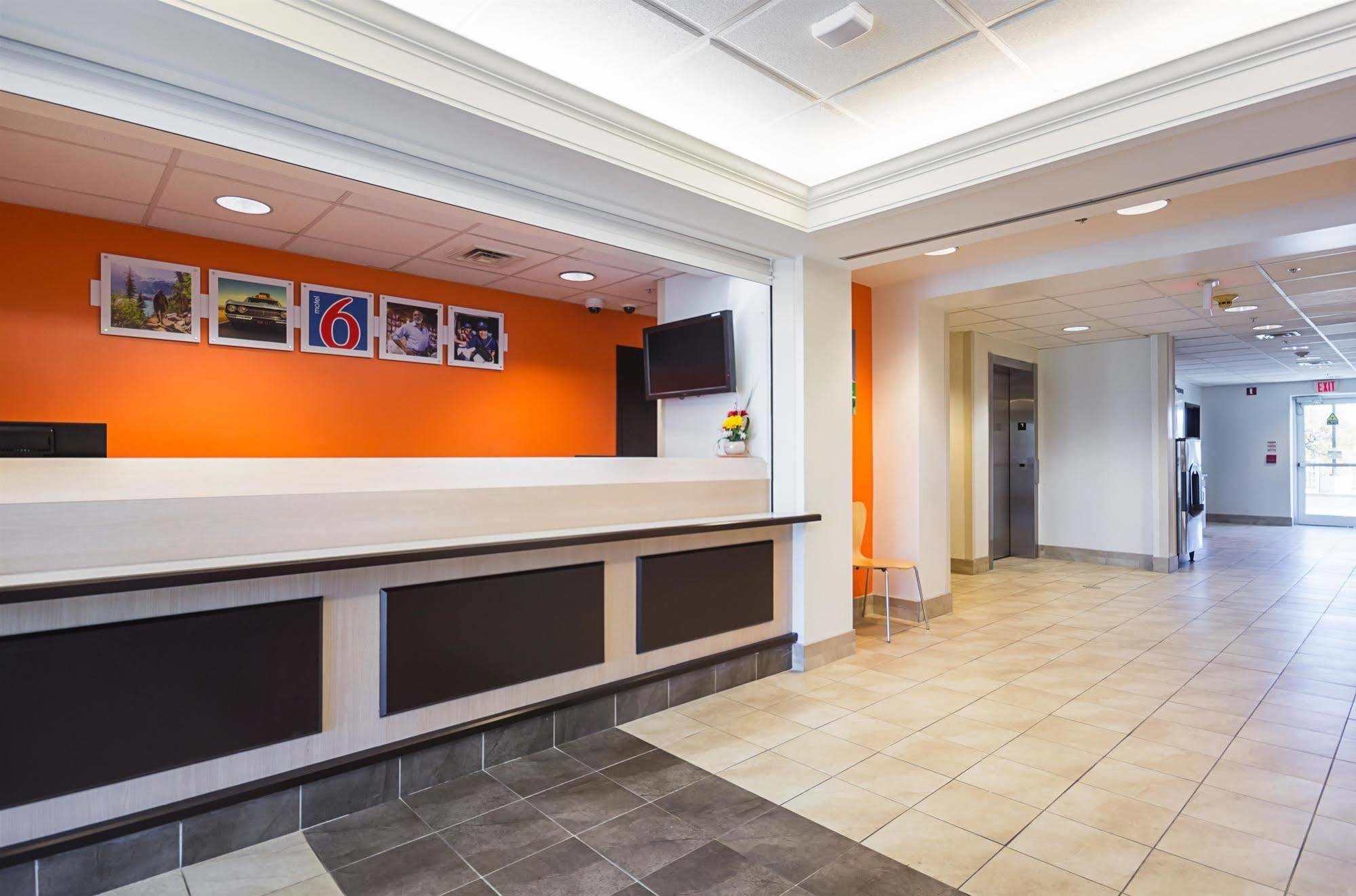 Motel 6-Whitby, On - Toronto East מראה חיצוני תמונה